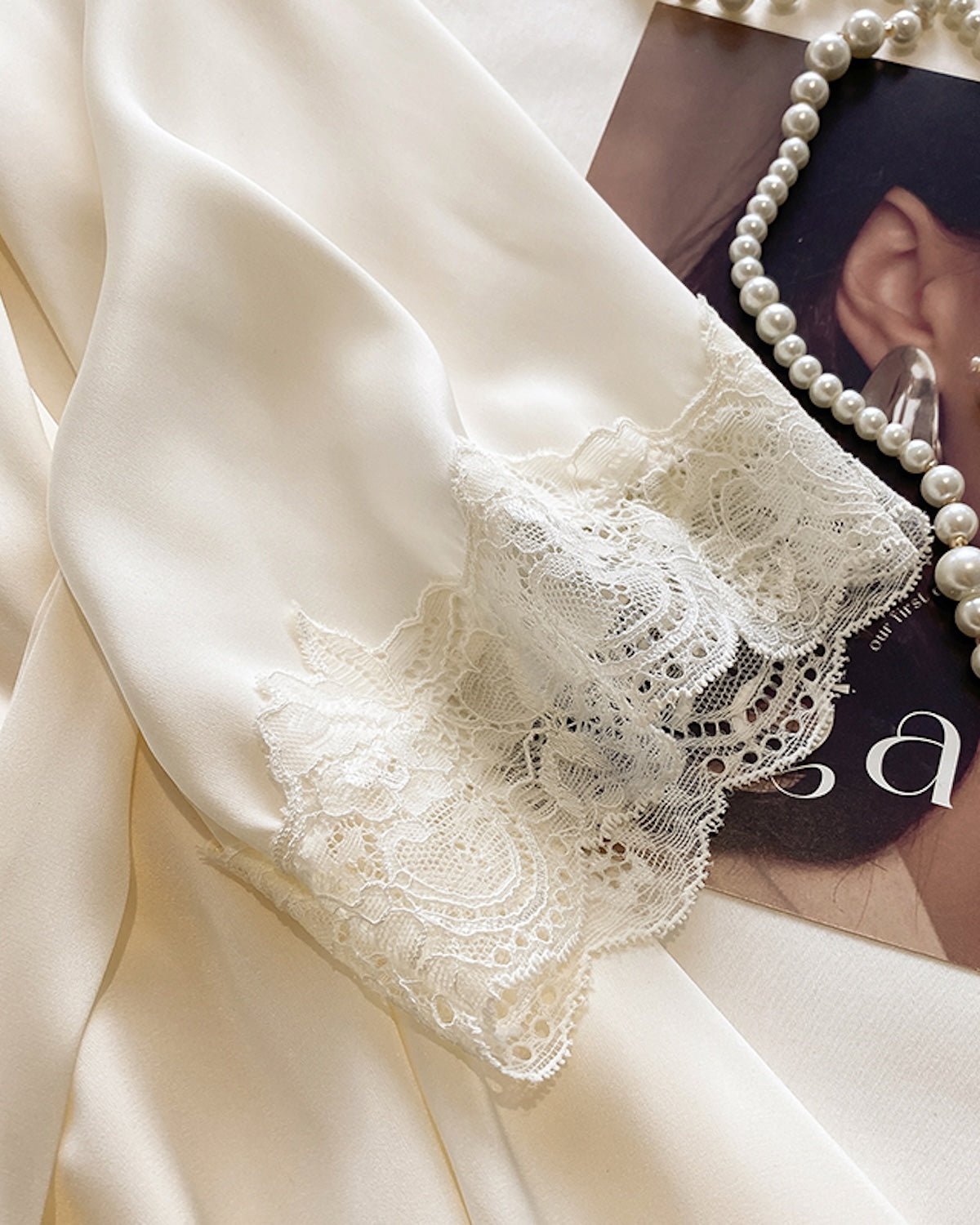 FEELITS 100% Mulberry Silk Lace - Trim Robe | Elegant Champagne Beige Bridal & Loungewear - FEELITS