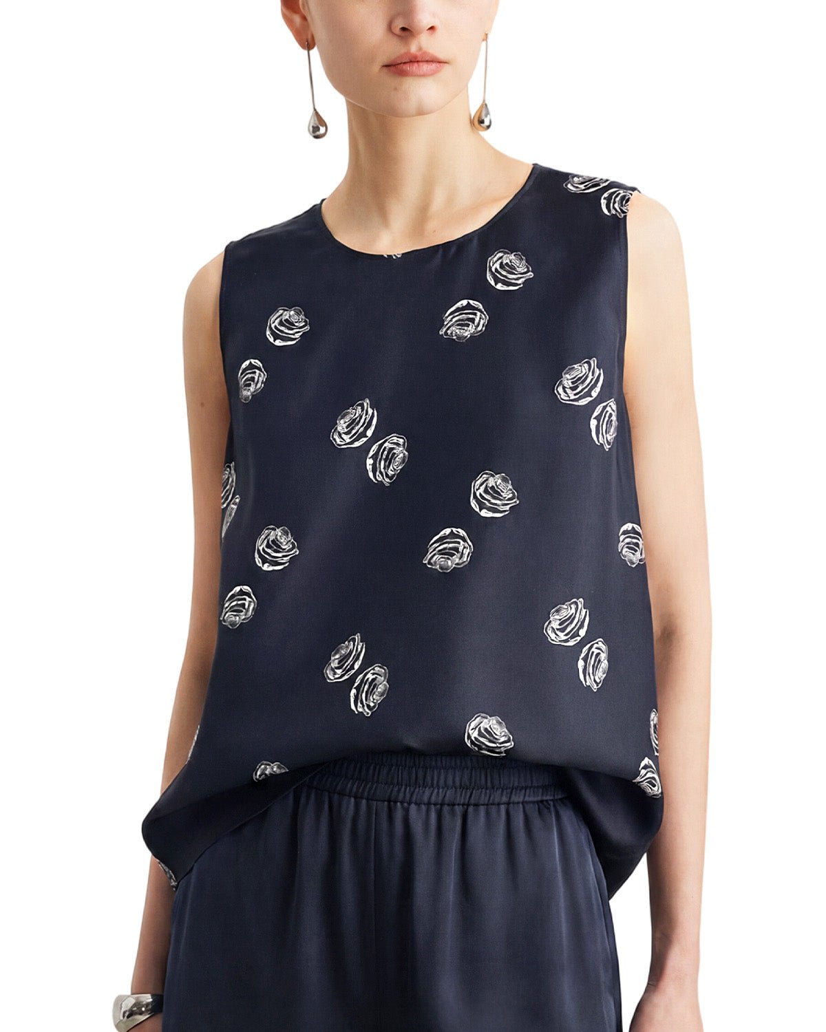 FEELITS TK12 22 Momme Mulberry Silk Tank Top – Crew Neck Sleeveless Cami, Loose Fit - FEELITS