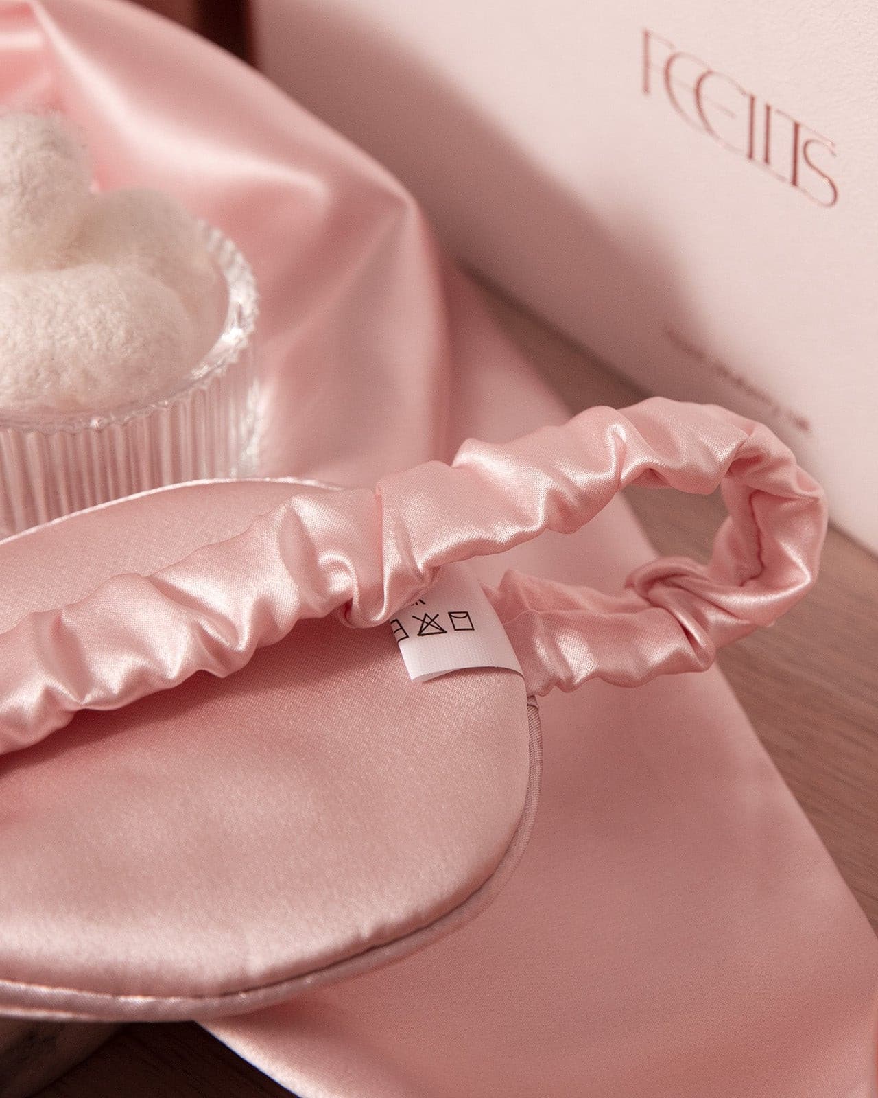 FEELITS SM01 22-Momme Mulberry Silk Sleep Eye Mask – Padma Pink, Adjustable & Light-Blocking - FEELITS