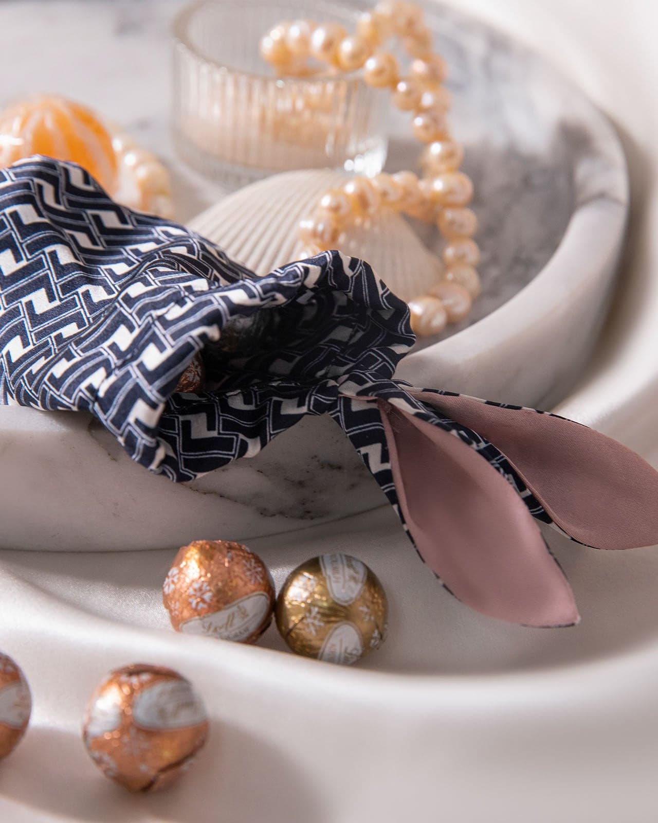jewelry pouch jewelry travel pouch drawstring jewelry pouch pouches for jewelry mini pouch Feelits silk mini pouch  Feelits silk mini bunny pouch  mulberry silk mini pouch  lipstick pouch Feelits Royal Mulberry Silk Perfect Gift