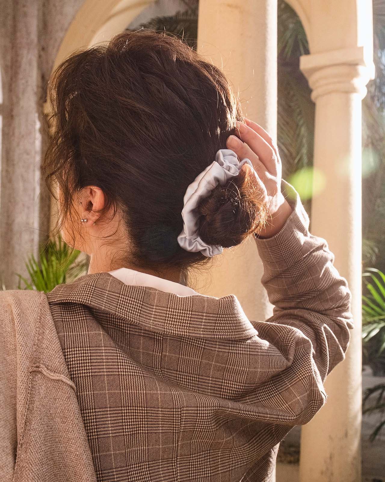 feelits silk scrunchies Feelits silk scrunchie silk scrunchie silk hair scrunchies best silk scrunchies silk scrunchy silk scrunchies for curly hair mulberry silk scrunchie Feelits Royal Mulberry Silk scrunchies silk silk scrunchies set Perfect Gift