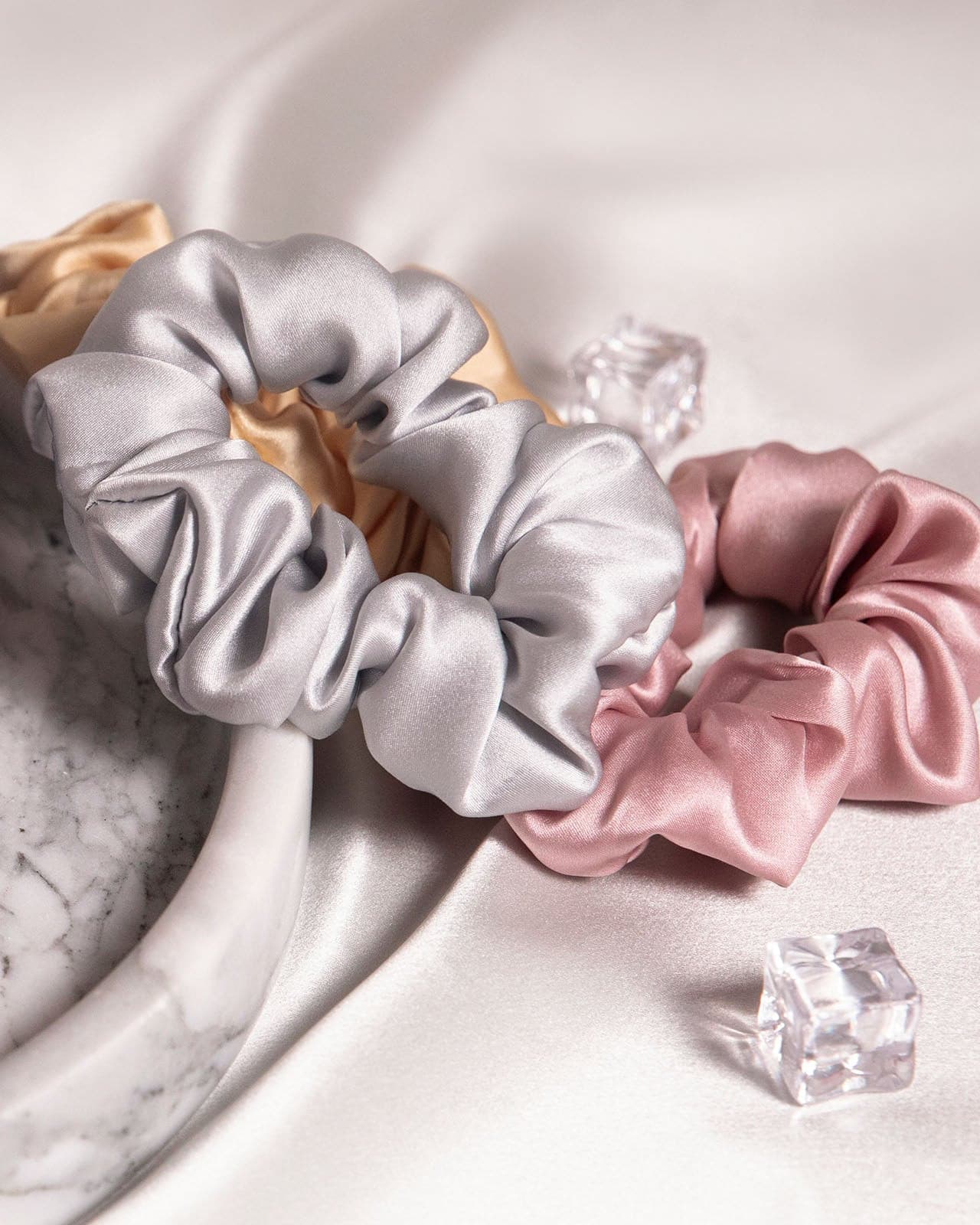 feelits silk scrunchies Feelits silk scrunchie silk scrunchie silk hair scrunchies best silk scrunchies silk scrunchy silk scrunchies for curly hair mulberry silk scrunchie Feelits Royal Mulberry Silk scrunchies silk silk scrunchies set Perfect Gift