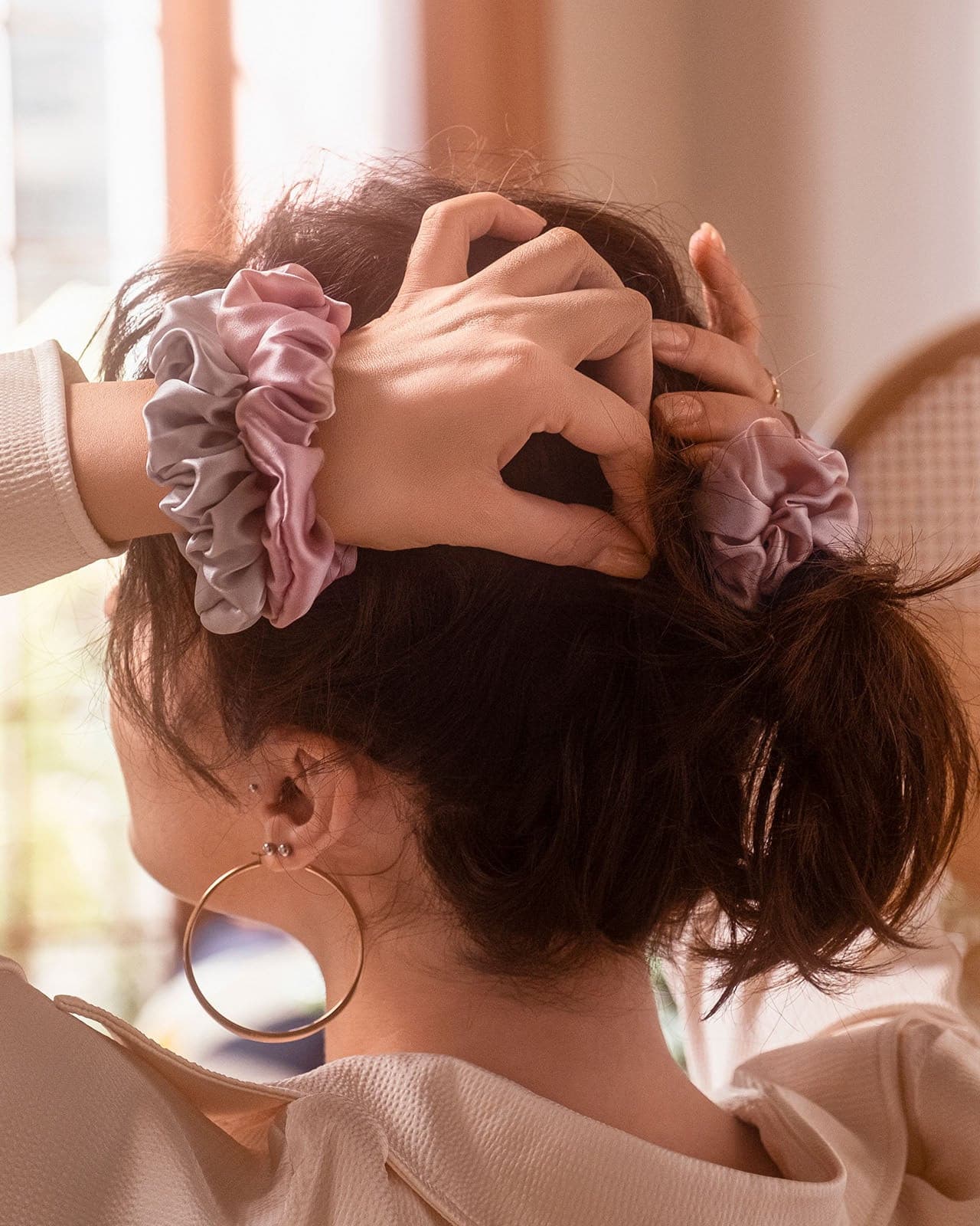 feelits silk scrunchies Feelits silk scrunchie silk scrunchie silk hair scrunchies best silk scrunchies silk scrunchy silk scrunchies for curly hair mulberry silk scrunchie Feelits Royal Mulberry Silk scrunchies silk silk scrunchies set Perfect Gift