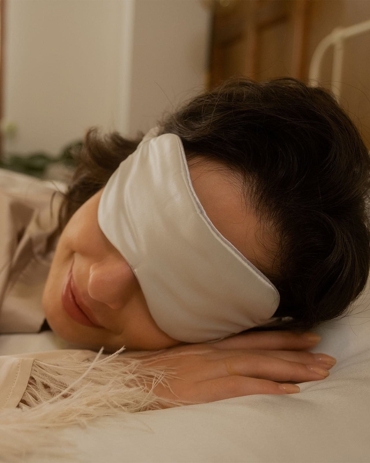 FEELITS SM01 22-Momme Mulberry Silk Sleep Eye Mask – Silver Grey, Adjustable & Light-Blocking - FEELITS