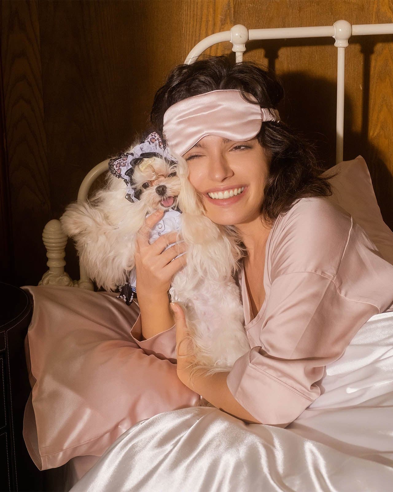 FEELITS SM01 22-Momme Mulberry Silk Sleep Eye Mask – Padma Pink, Adjustable & Light-Blocking - FEELITS