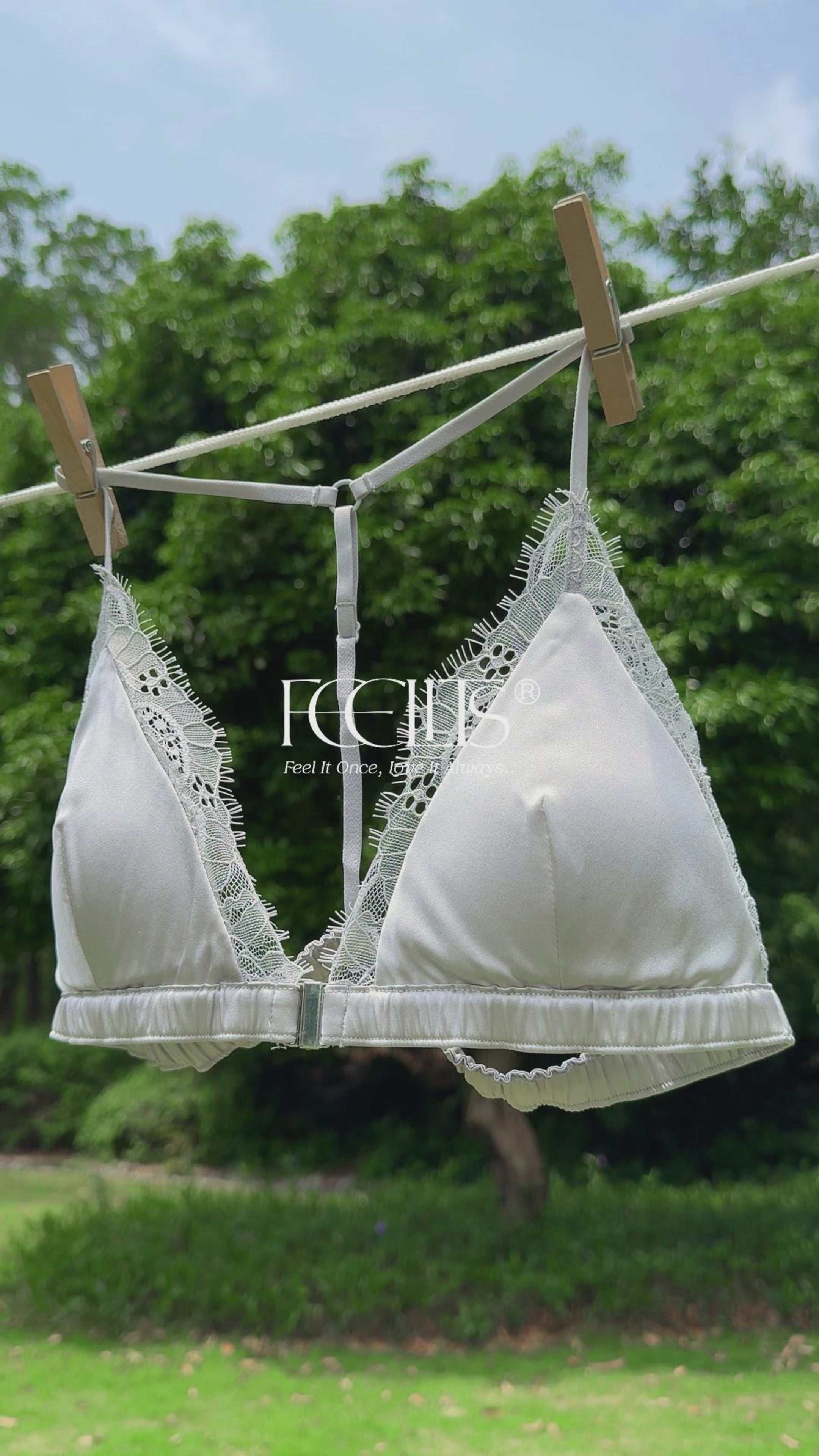 FEELITS BRA11 22 Momme Mulberry Silk Triangle Bralette – Front Closure, Wire-Free Y-Back Bra - FEELITS