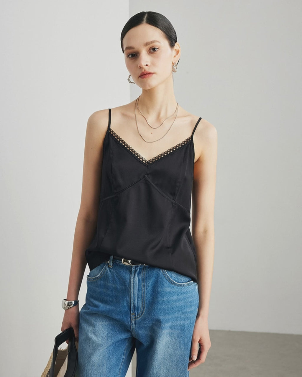 FEELITS TK05 Lace-Trim Mulberry Silk Cami – 22 Momme V-Neck Adjustable Strap Top - FEELITS