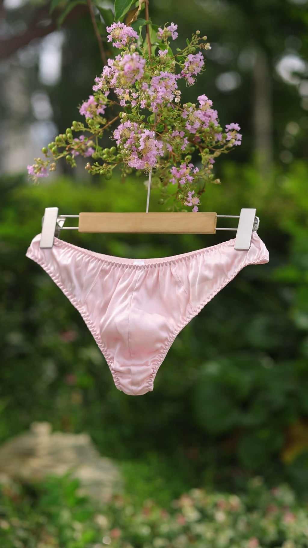 THM02 men's silk T-back thong in breathable 100% mulberry silk | FEELITS