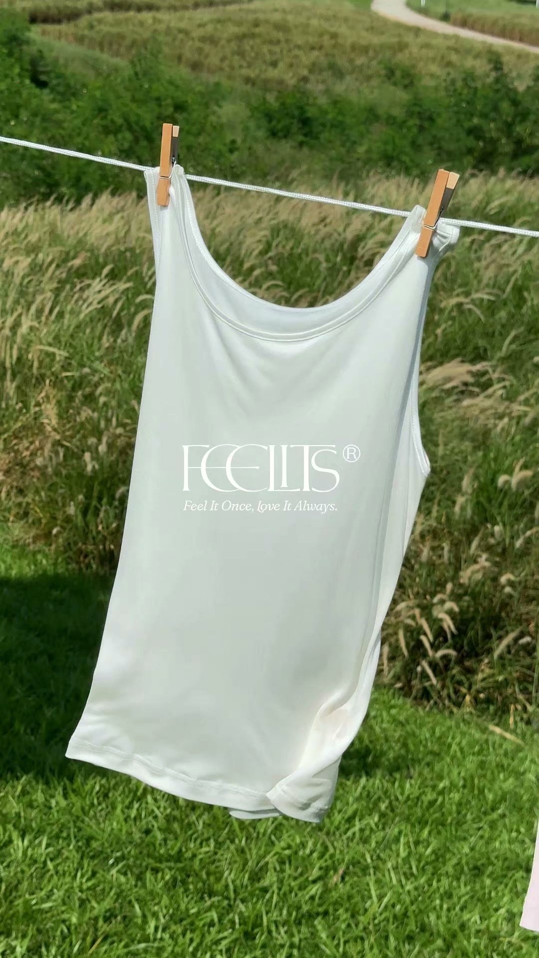 FEELITS TK18 Knitted Mulberry Silk Scoop Neck Tank Top